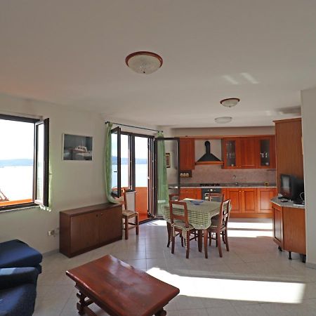 Supramare Appartement La Maddalena  Buitenkant foto