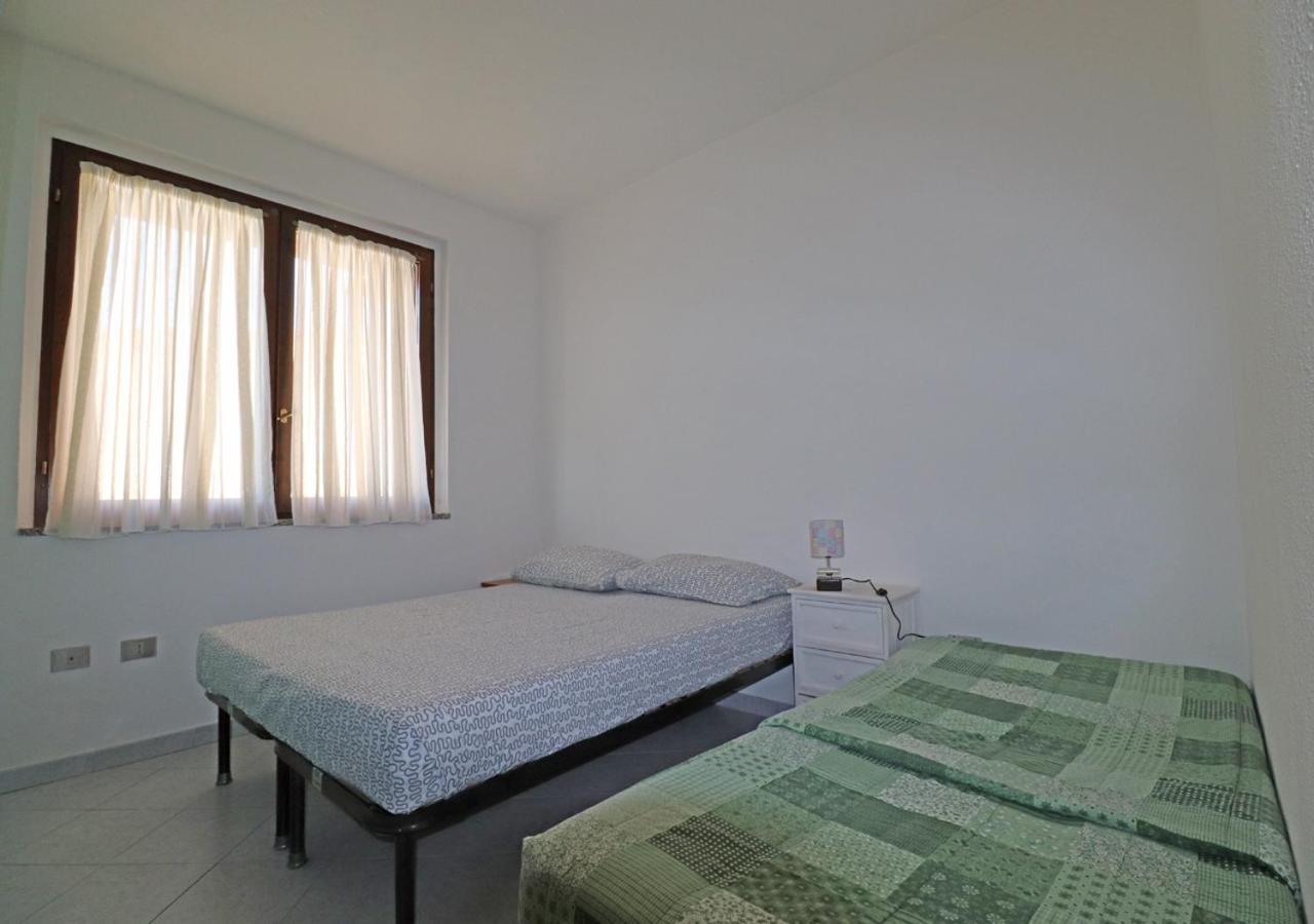Supramare Appartement La Maddalena  Buitenkant foto