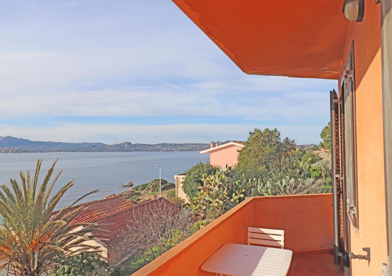 Supramare Appartement La Maddalena  Buitenkant foto
