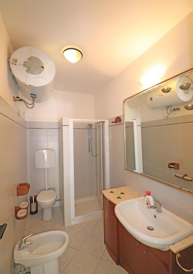 Supramare Appartement La Maddalena  Buitenkant foto